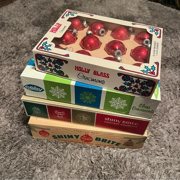 Shiny Brite vintage Holiday Ornament Set Red Gold blue Silver box glass lot - Picture 8 of 10